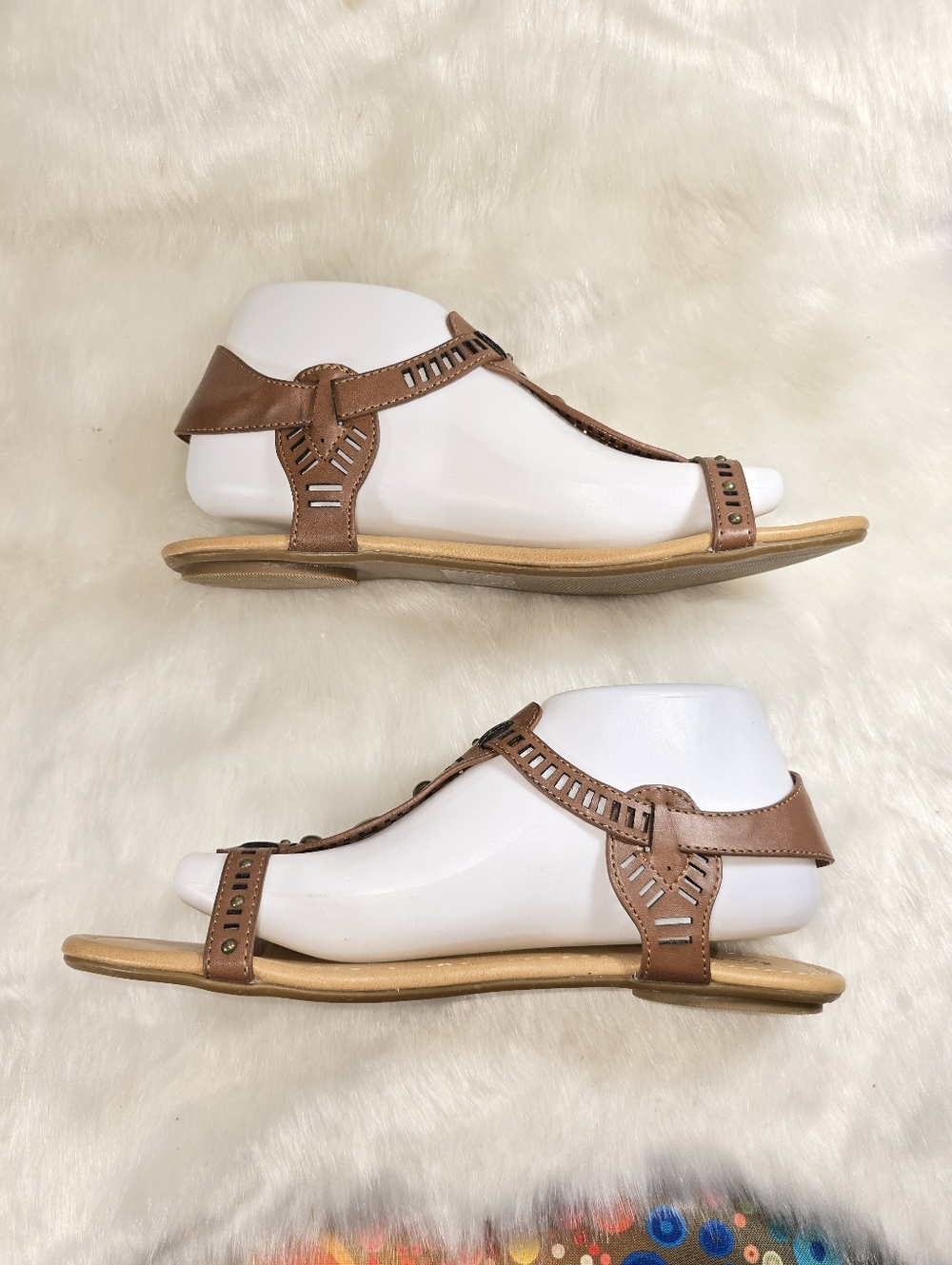 Curfew Norca Women’s Brown T-strap Studded/ Laser-cut Sandals - Picture 5 of 10